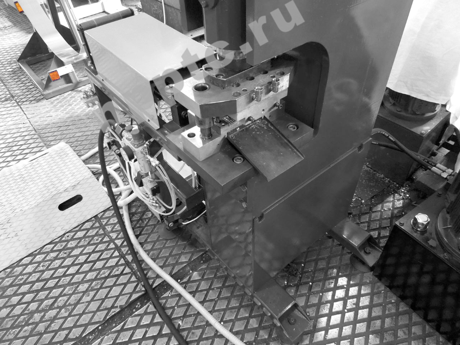 Линия для штамповки изделий из штрипсы