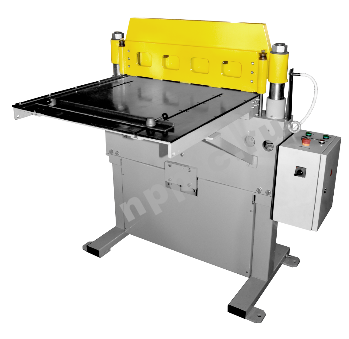 Ножницы гильотинные