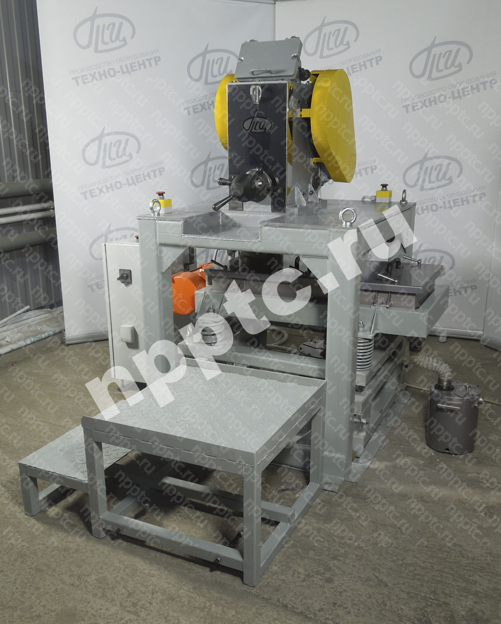 Установка дробления и просева УПСН-3 Установка дробления и просева УПСН-3