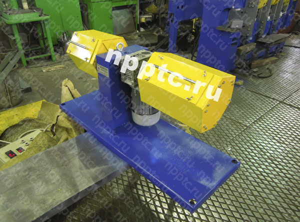 Галтовочная установка с двумя вращающимися барабанами Галтовочная установка с двумя вращающимися барабанами